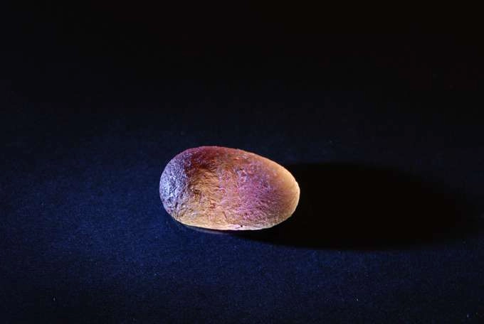 Cintamani Traslucent 7.7 Grams Gram Backlight and Side Lighting Cintamani Traslucent 7.7 Grams Gram Backlight and Side Lighting